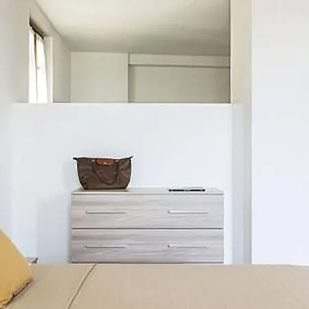 Apartament View - Bymyhomeincomo *